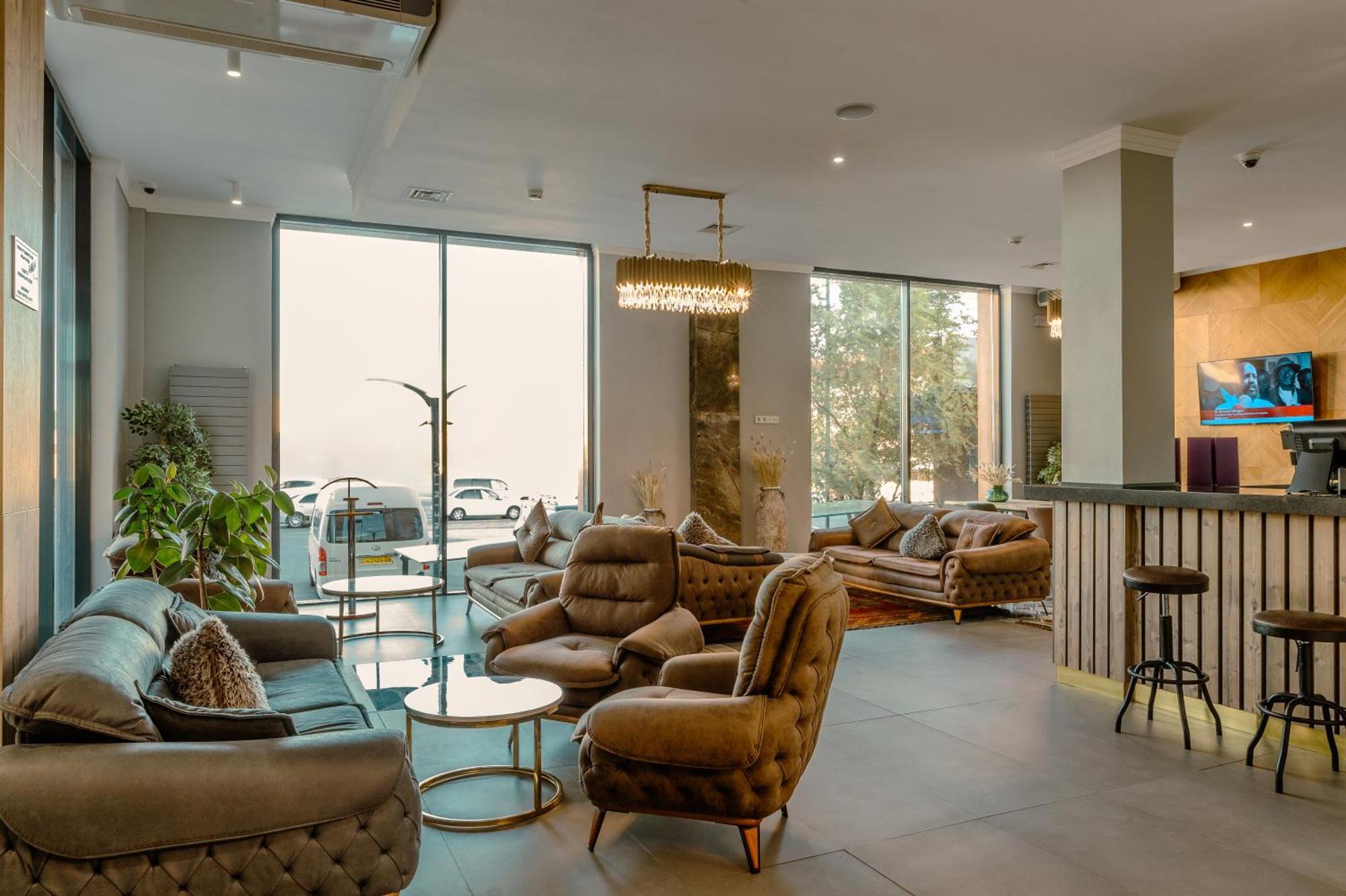 Infinity Plaza Block 1 Hotel Atyrau Ngoại thất bức ảnh