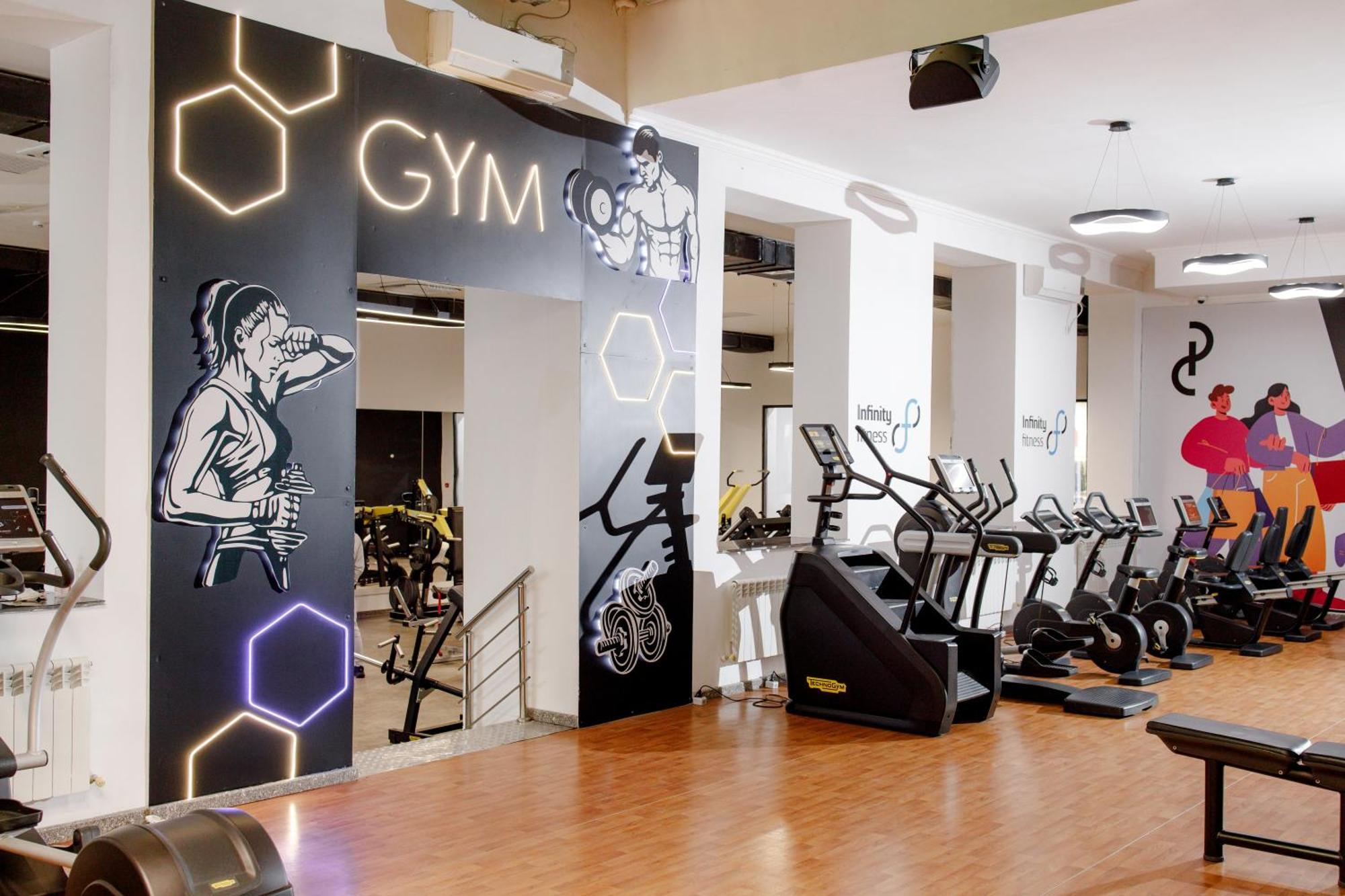 Infinity Plaza Block 1 Hotel Atyrau Ngoại thất bức ảnh